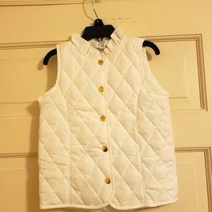 NWOT Crown & Ivy white vest, small